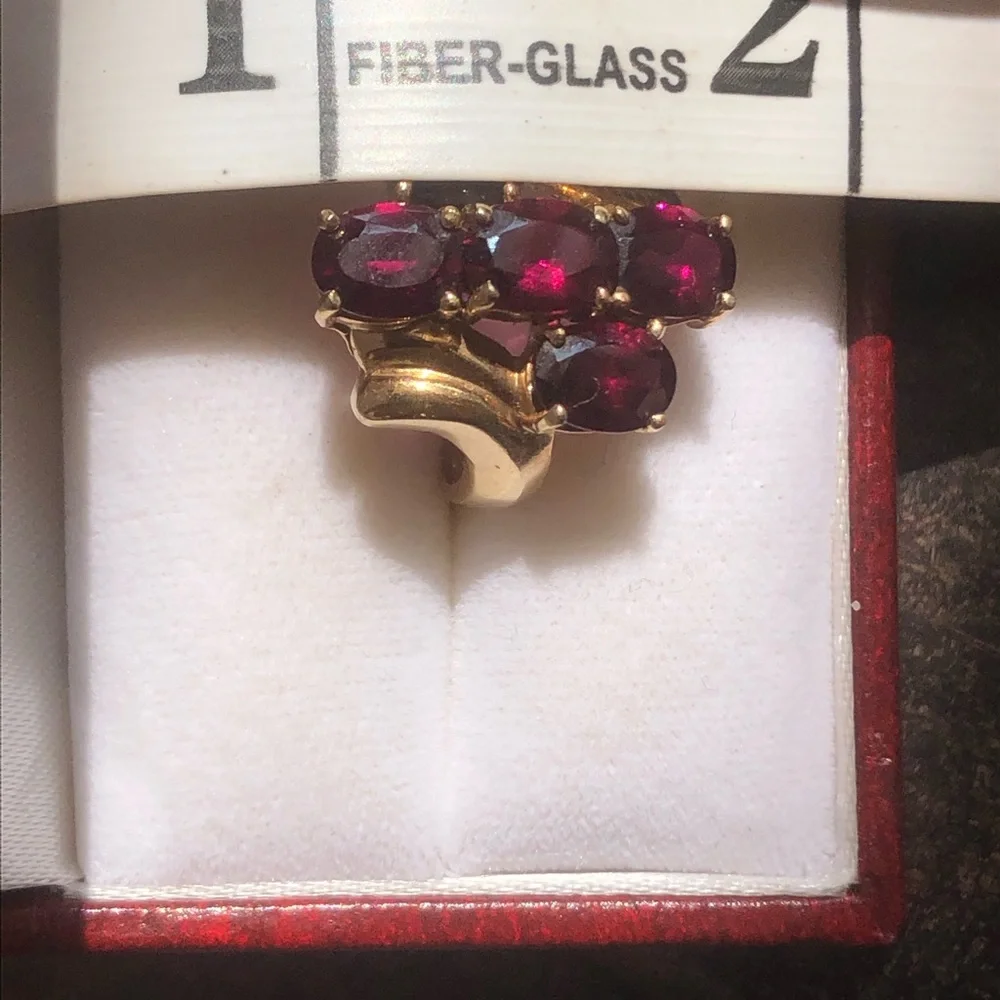 Vintage 10K Yellow Gold Rhodolite Garnet Ring